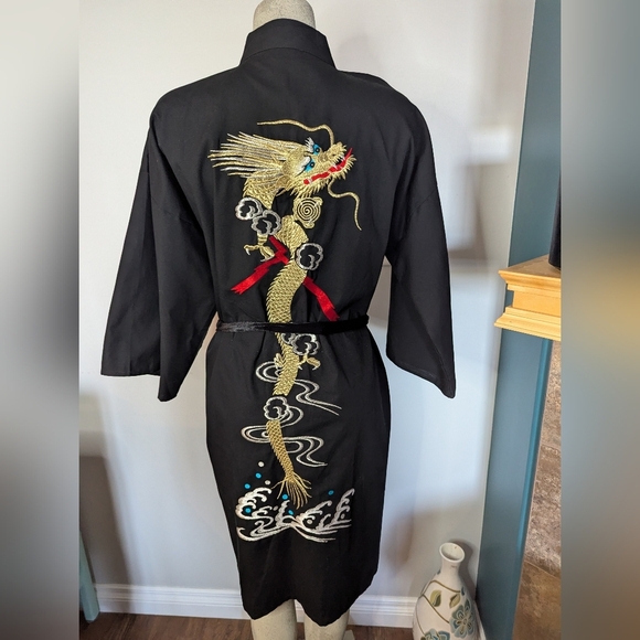 Vintage ICHIBAN Made In Japan Kimono With Gold Threaded Embroidery dragon Sz 42 - Picture 3 of 12